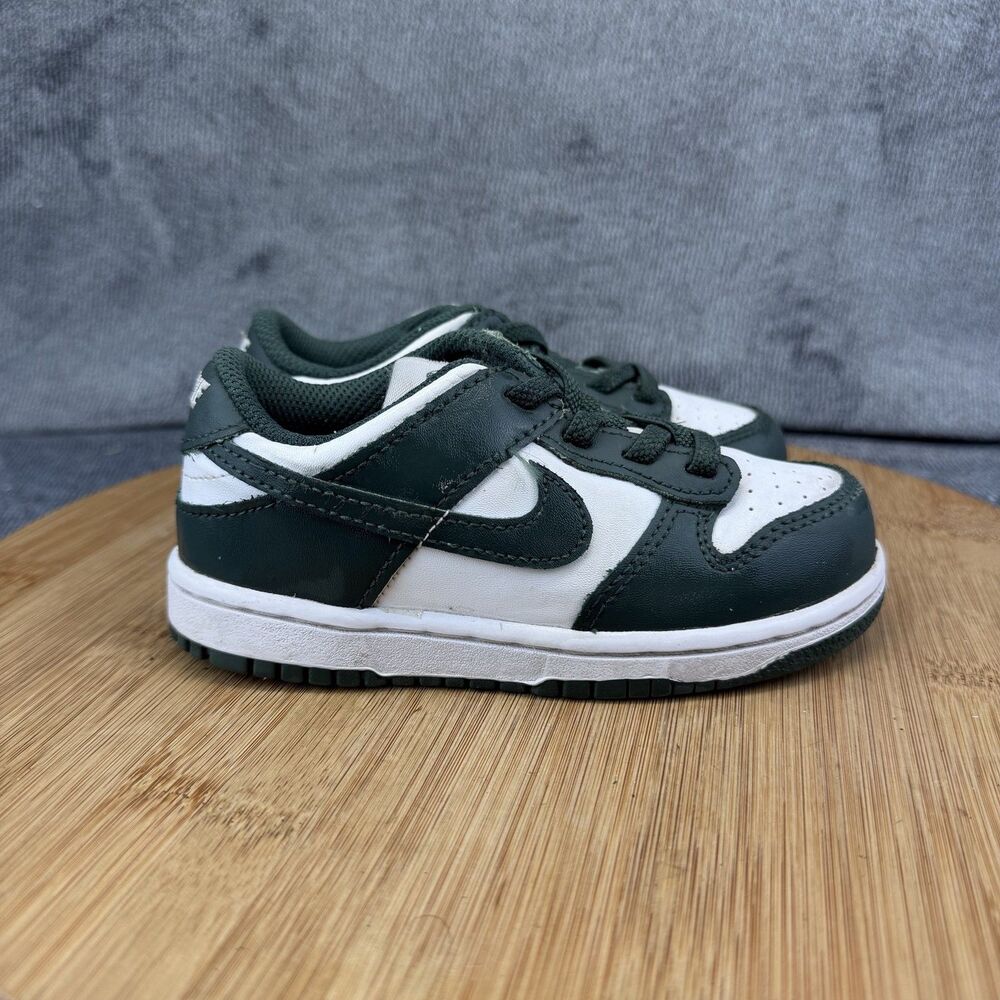 Nike Dunk Low Shoes Boys Size 9C Green White Casual Sneakers FB9107-120
